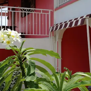 https://les-merveilleux-flots-de-la-mer.comcaribbean.com