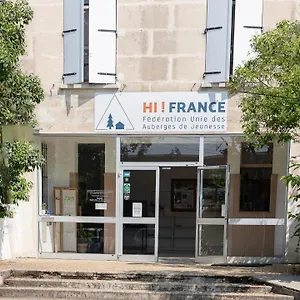  Hostel Hi France